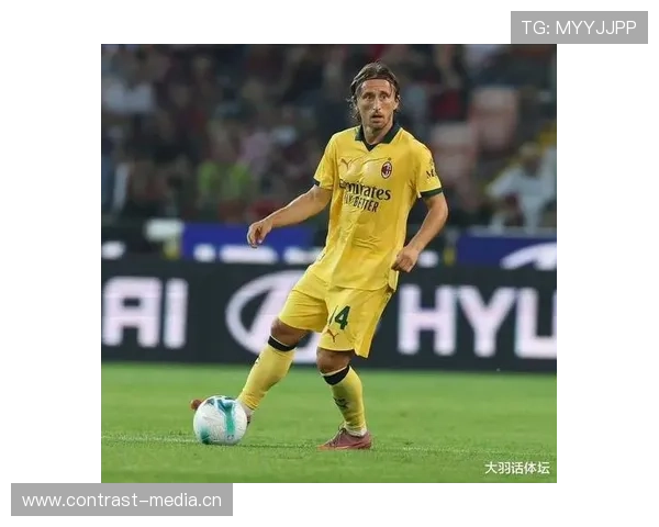 莫德里奇长短传调度与比赛阅读能力解析 莫德里奇长短传调度与比赛阅读能力解析